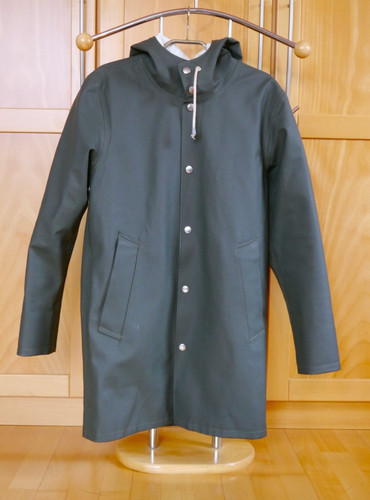 Stutterheim raincoat green - stutterheim,