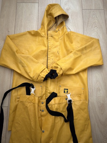 Guy cotten rubber suit - cotten,